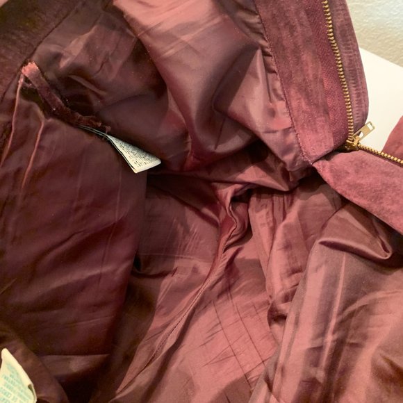 St John's Bay washable suede pants size 10 cranberry pre owned excellent cond - Picture 7 of 9